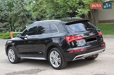 Внедорожник / Кроссовер Audi Q5 2017 в Днепре