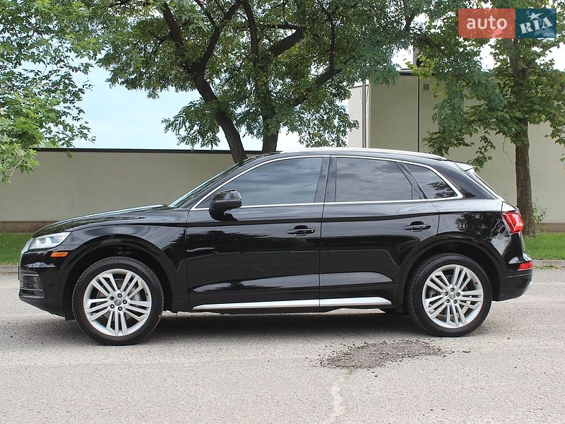 Внедорожник / Кроссовер Audi Q5 2017 в Днепре