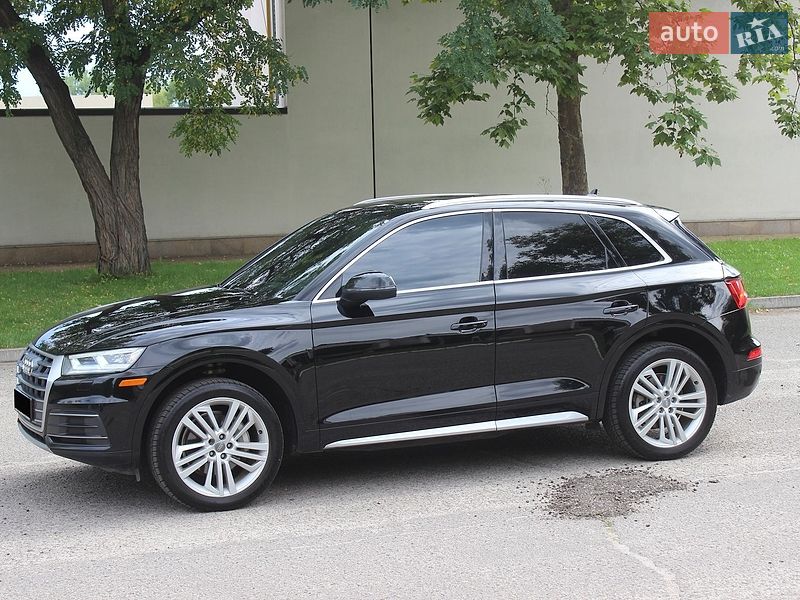 Внедорожник / Кроссовер Audi Q5 2017 в Днепре