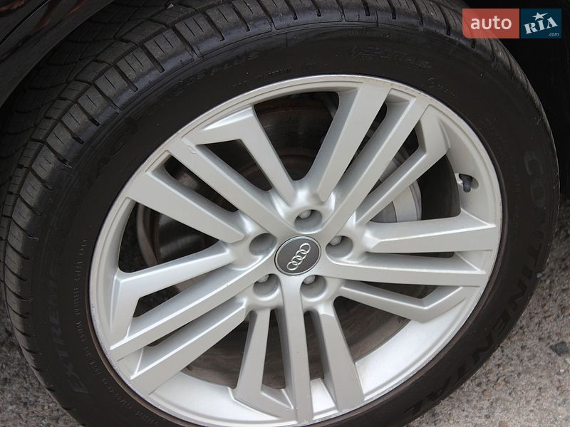 Внедорожник / Кроссовер Audi Q5 2017 в Днепре