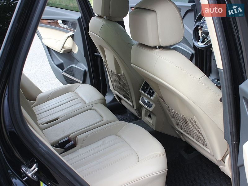 Внедорожник / Кроссовер Audi Q5 2017 в Днепре