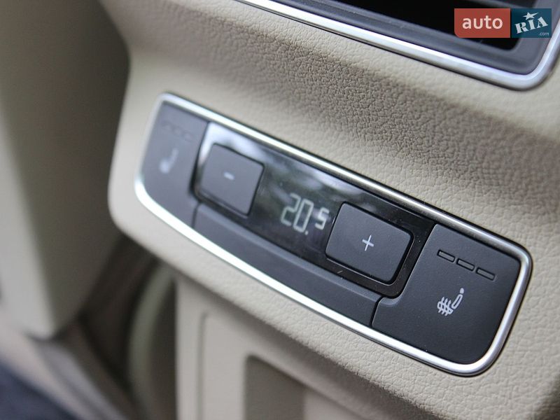 Внедорожник / Кроссовер Audi Q5 2017 в Днепре