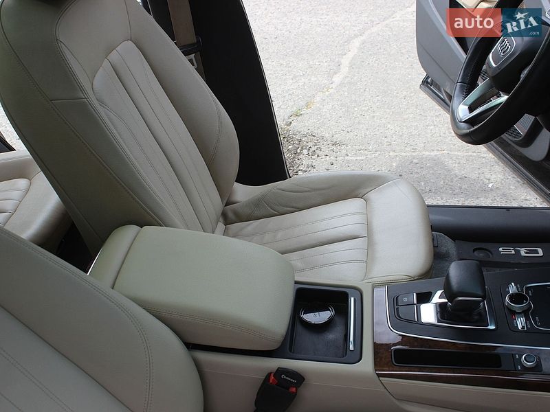 Внедорожник / Кроссовер Audi Q5 2017 в Днепре
