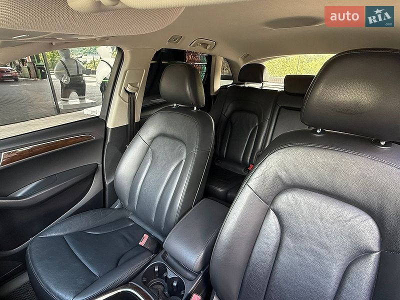 Внедорожник / Кроссовер Audi Q5 2011 в Яремче