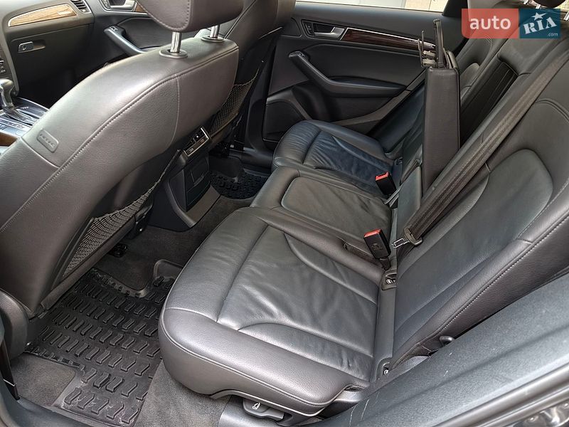 Позашляховик / Кросовер Audi Q5 2016 в Вишгороді