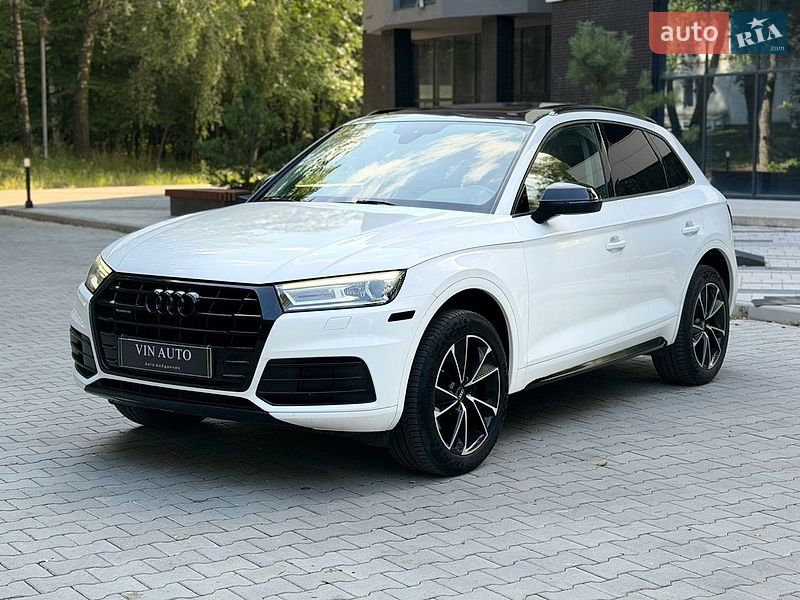 Внедорожник / Кроссовер Audi Q5 2018 в Тернополе