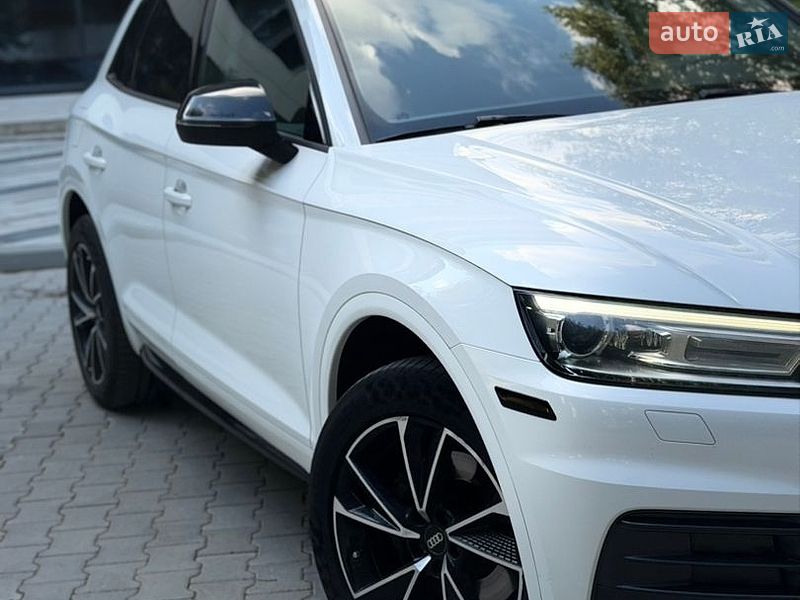 Внедорожник / Кроссовер Audi Q5 2018 в Тернополе