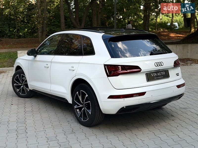 Внедорожник / Кроссовер Audi Q5 2018 в Тернополе