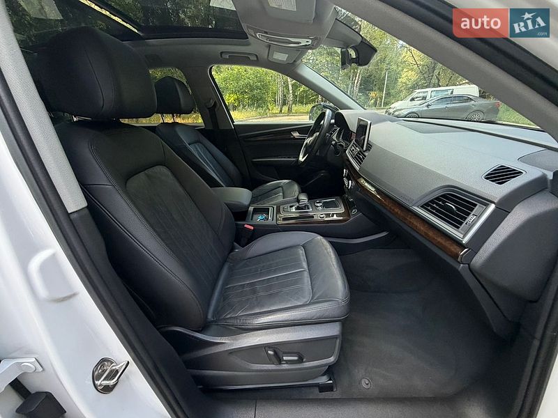 Внедорожник / Кроссовер Audi Q5 2018 в Тернополе