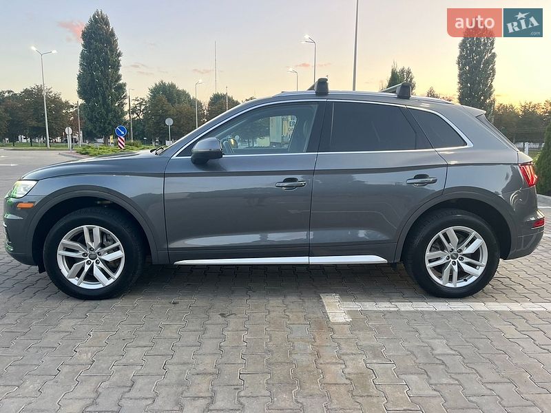 Внедорожник / Кроссовер Audi Q5 2019 в Кременчуге
