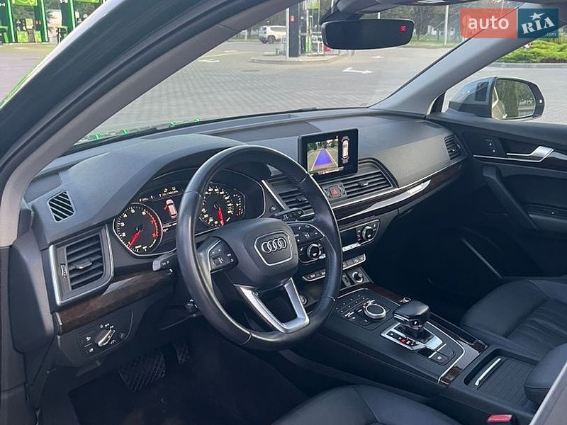 Внедорожник / Кроссовер Audi Q5 2019 в Кременчуге