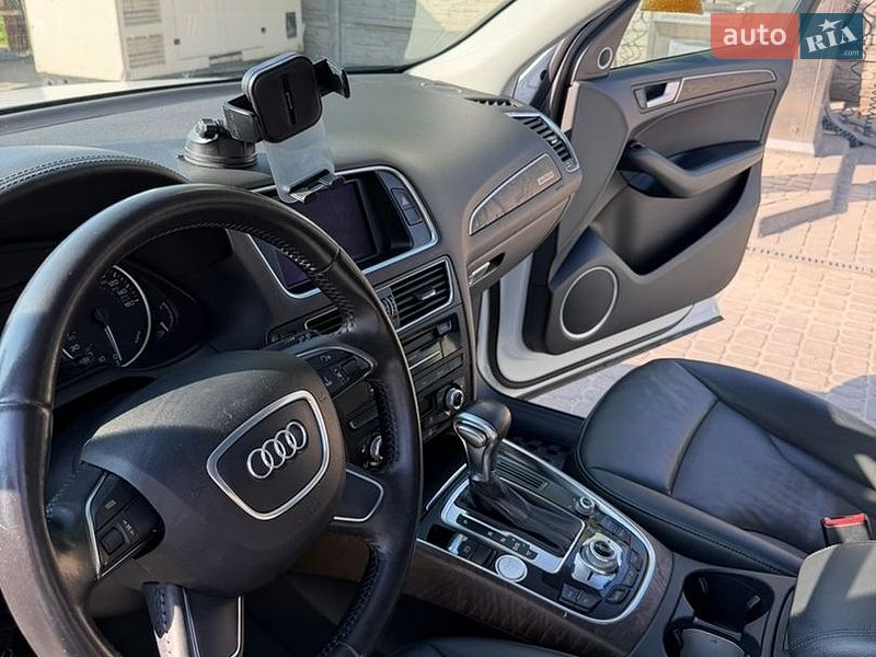 Позашляховик / Кросовер Audi Q5 2012 в Львові