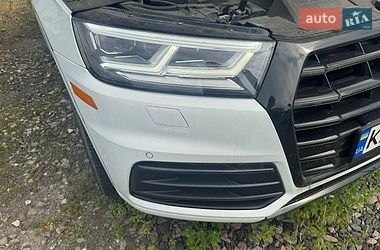 Внедорожник / Кроссовер Audi Q5 2019 в Киеве