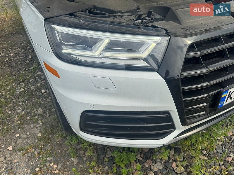 Внедорожник / Кроссовер Audi Q5 2019 в Киеве