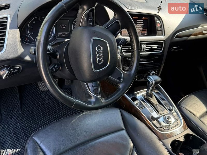 Позашляховик / Кросовер Audi Q5 2012 в Львові