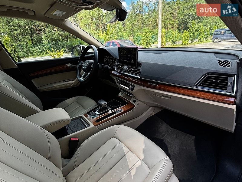 Внедорожник / Кроссовер Audi Q5 2021 в Белогородке