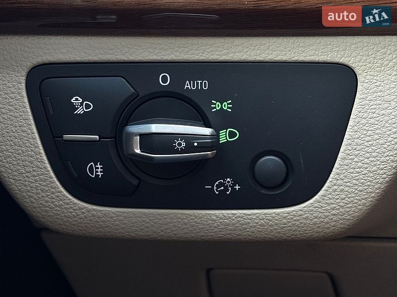 Внедорожник / Кроссовер Audi Q5 2021 в Белогородке