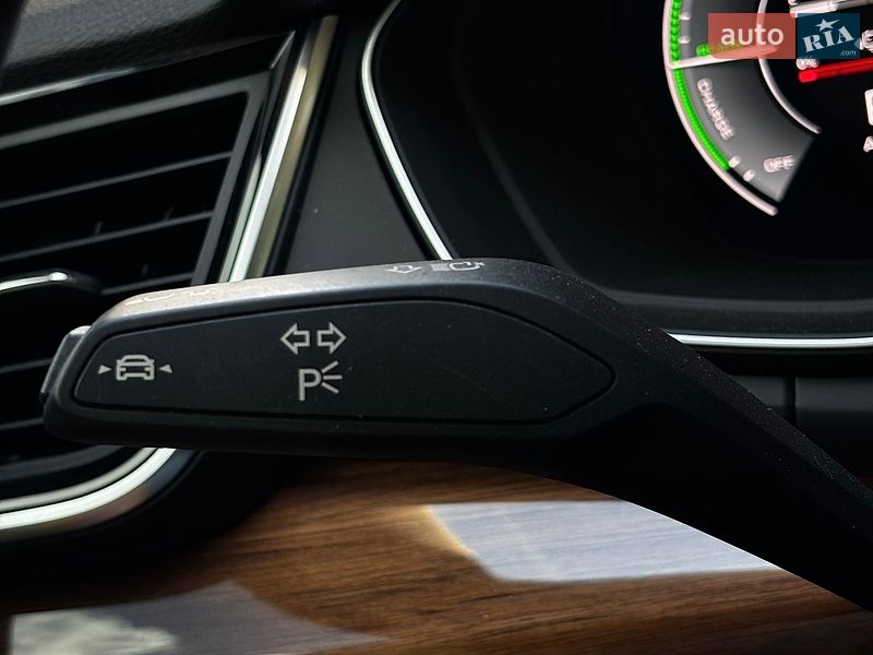 Внедорожник / Кроссовер Audi Q5 2021 в Белогородке