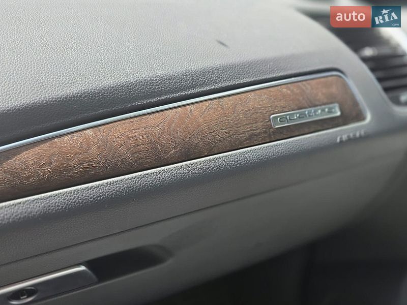 Внедорожник / Кроссовер Audi Q5 2013 в Харькове