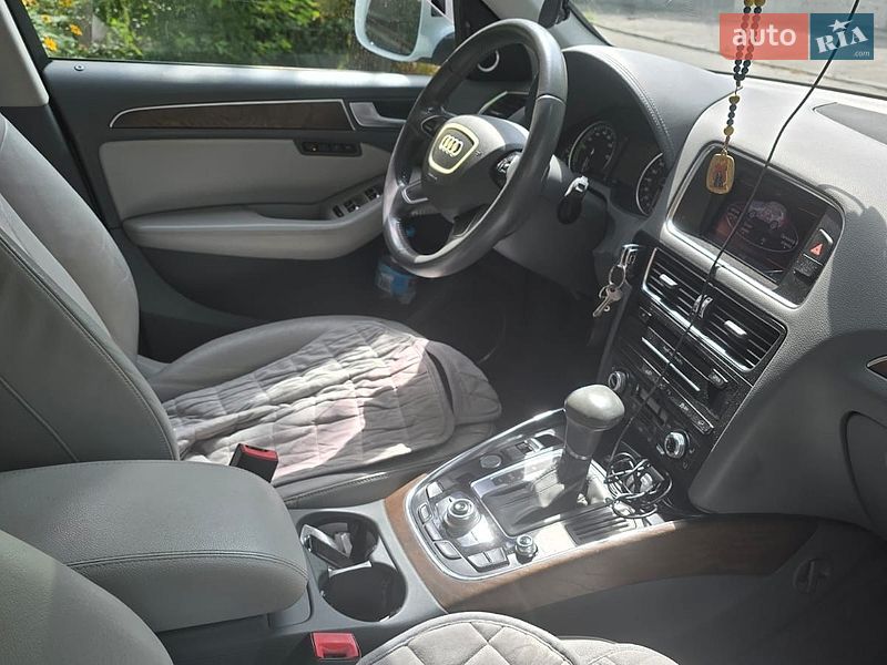 Внедорожник / Кроссовер Audi Q5 2013 в Харькове