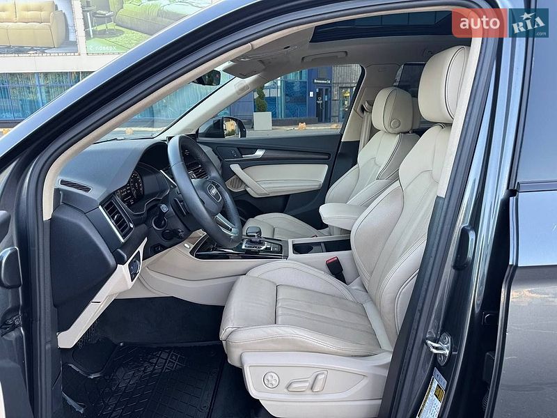 Внедорожник / Кроссовер Audi Q5 2023 в Киеве