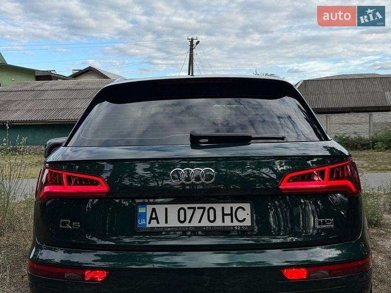 Позашляховик / Кросовер Audi Q5 2017 в Василькові