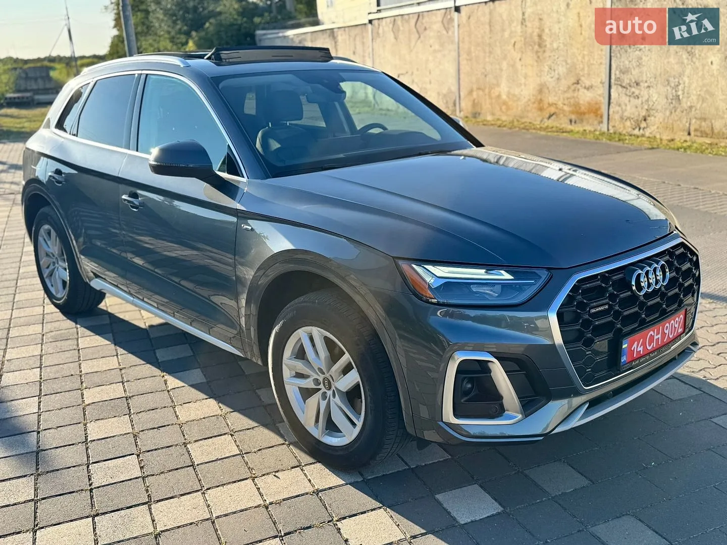 Audi Q5 2023 VIN WA1GAAFY1P2098513 фото оголошення 4 з 37