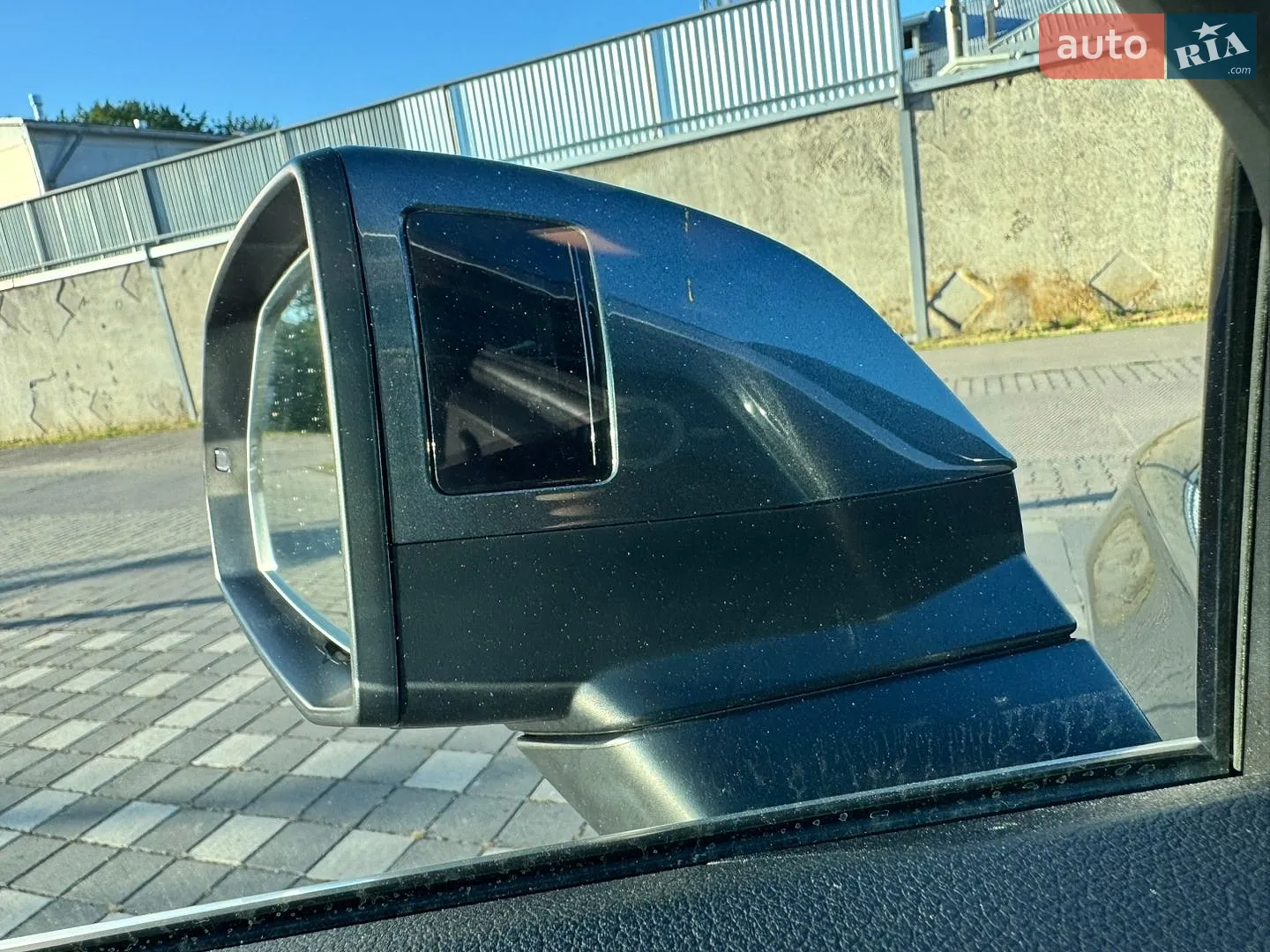 Audi Q5 2023 VIN WA1GAAFY1P2098513 фото оголошення 15 з 37