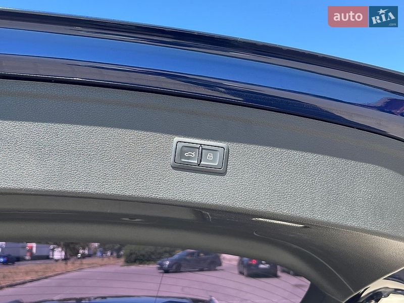 Внедорожник / Кроссовер Audi Q5 2017 в Львове