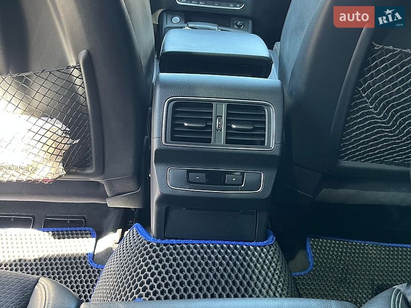 Внедорожник / Кроссовер Audi Q5 2017 в Львове