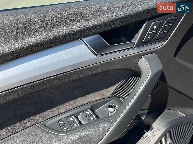 Внедорожник / Кроссовер Audi Q5 2017 в Львове