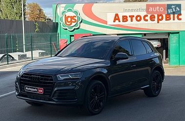 Внедорожник / Кроссовер Audi Q5 2017 в Киеве