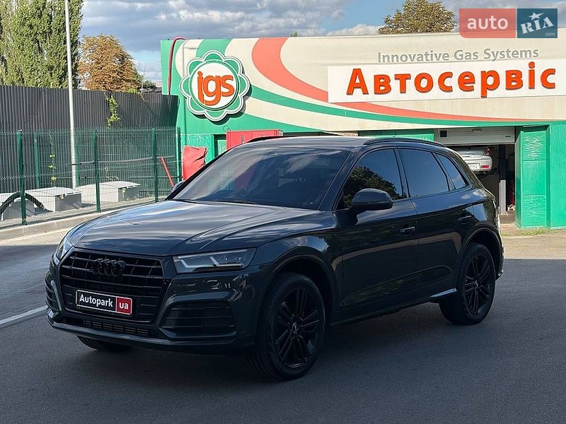 Внедорожник / Кроссовер Audi Q5 2017 в Киеве