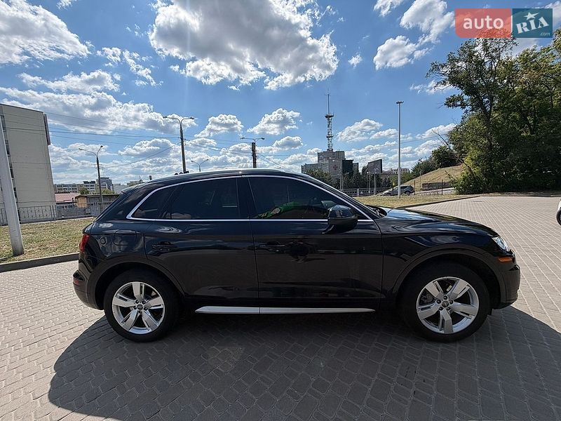 Позашляховик / Кросовер Audi Q5 2018 в Харкові