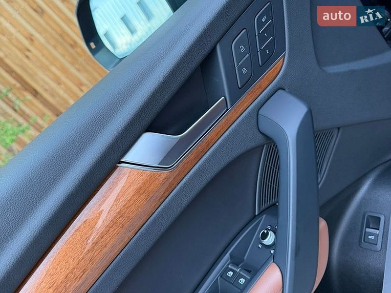 Позашляховик / Кросовер Audi Q5 2022 в Львові