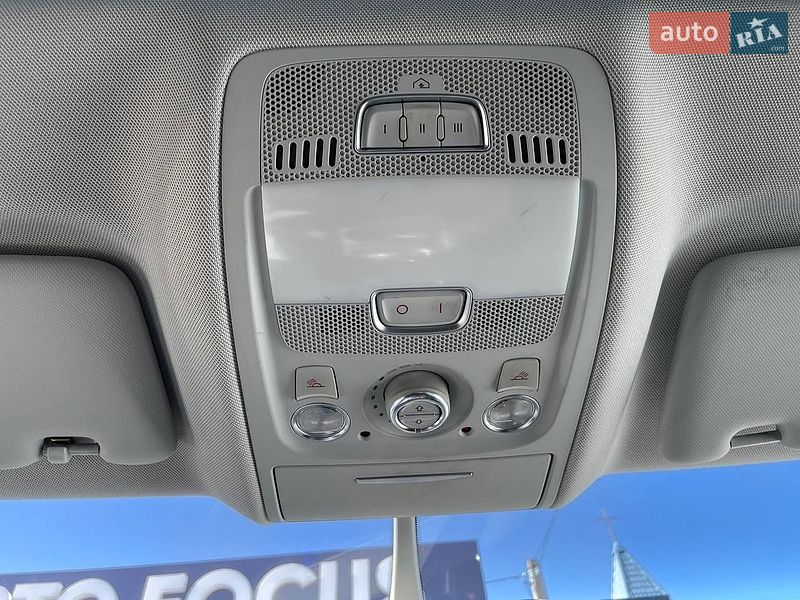 Внедорожник / Кроссовер Audi Q5 2015 в Киеве