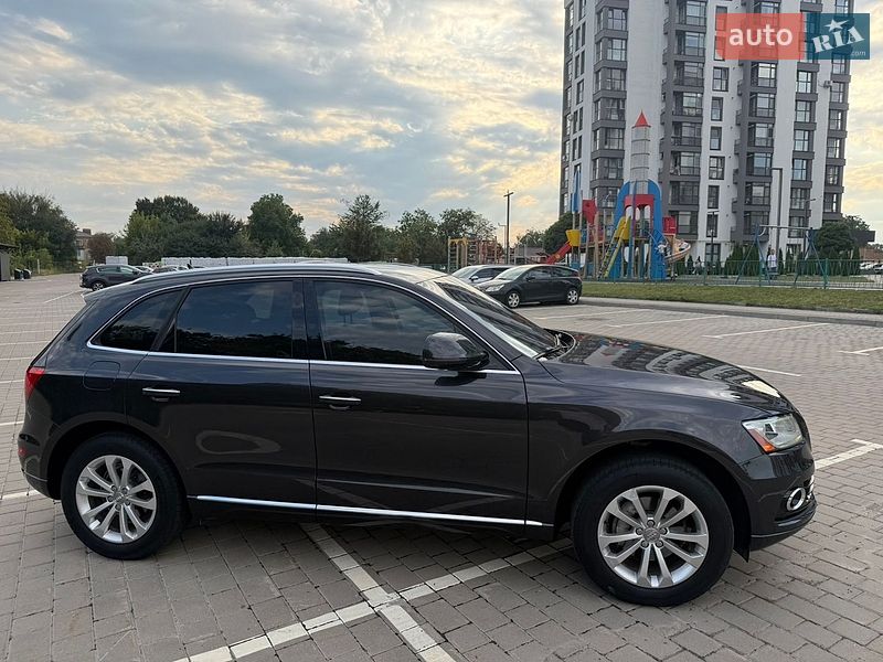 Внедорожник / Кроссовер Audi Q5 2015 в Луцке
