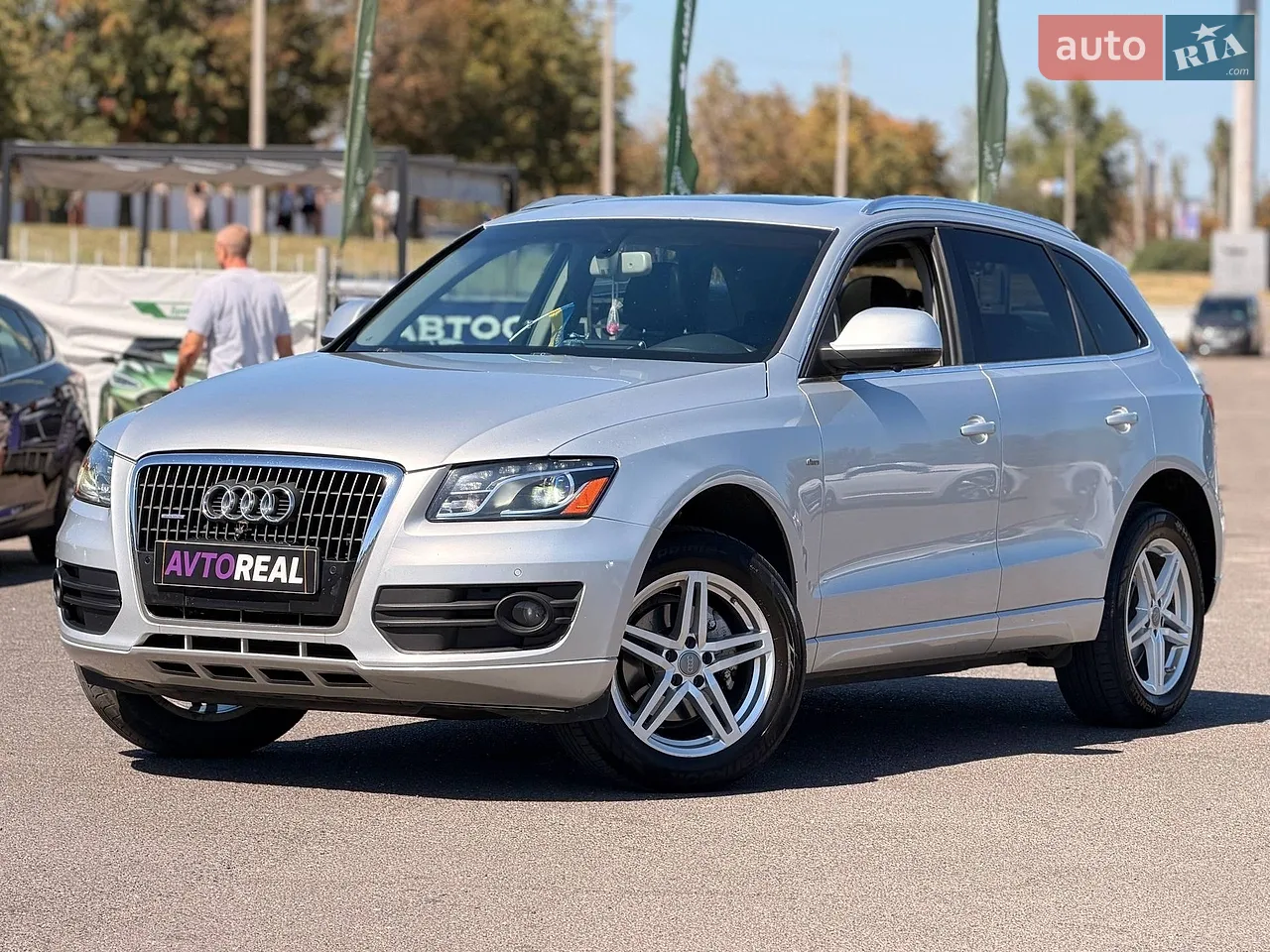 2010 Audi Q5 - мініатюра 2