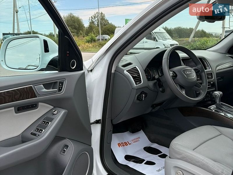 Позашляховик / Кросовер Audi Q5 2017 в Львові
