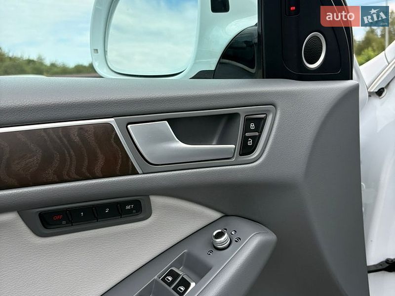 Позашляховик / Кросовер Audi Q5 2017 в Львові