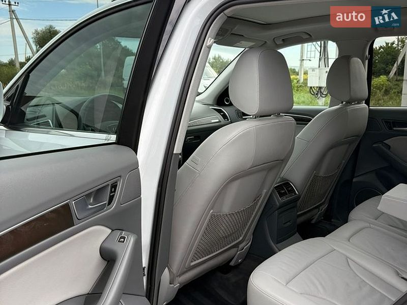 Позашляховик / Кросовер Audi Q5 2017 в Львові