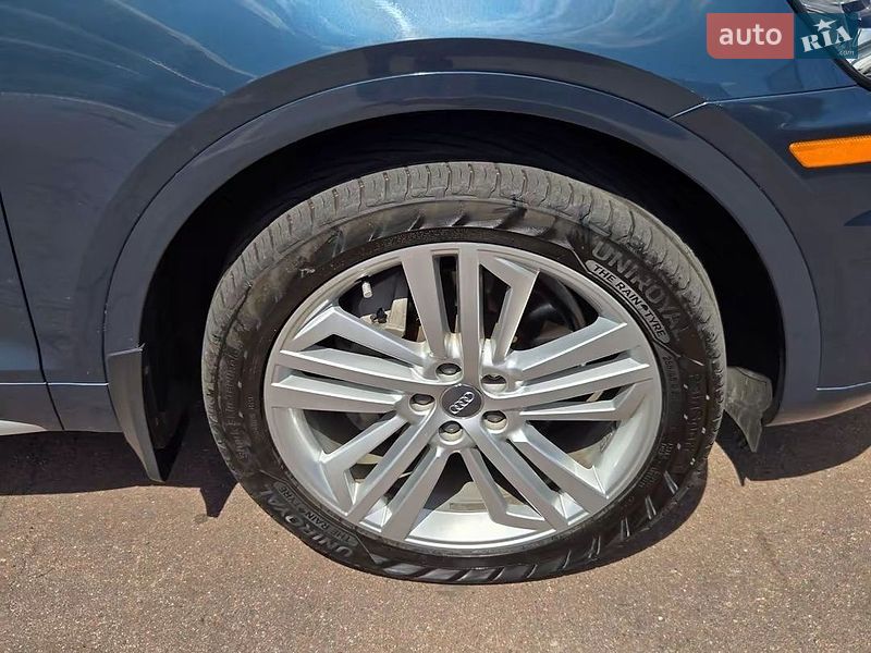 Внедорожник / Кроссовер Audi Q5 2018 в Киеве