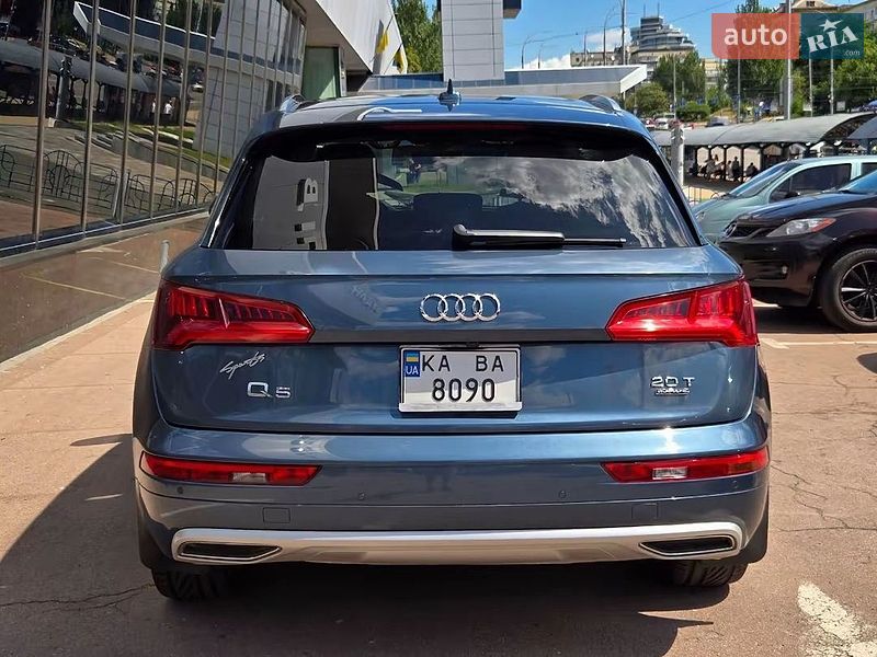 Внедорожник / Кроссовер Audi Q5 2018 в Киеве