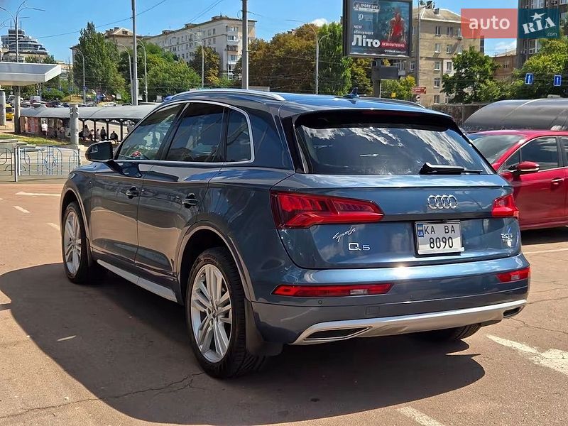 Внедорожник / Кроссовер Audi Q5 2018 в Киеве