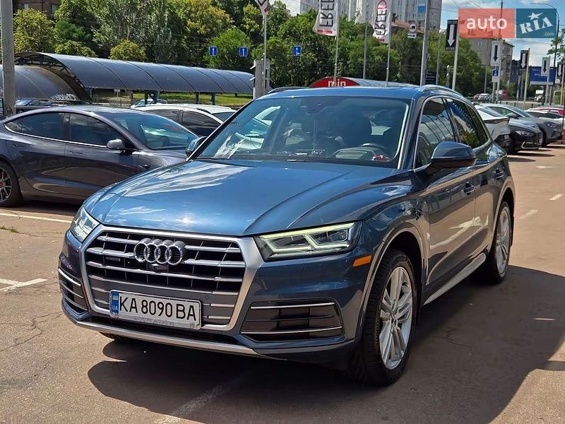 Внедорожник / Кроссовер Audi Q5 2018 в Киеве