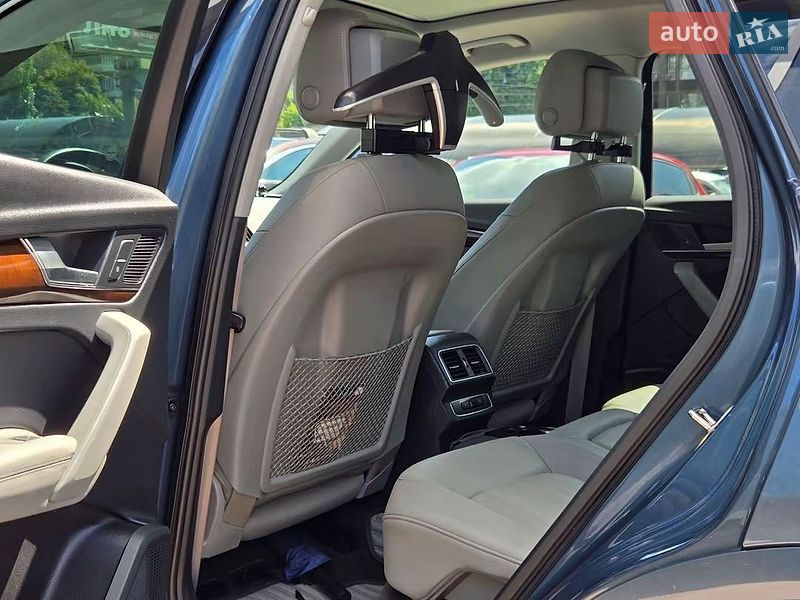 Внедорожник / Кроссовер Audi Q5 2018 в Киеве