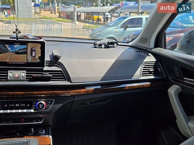 Внедорожник / Кроссовер Audi Q5 2018 в Киеве