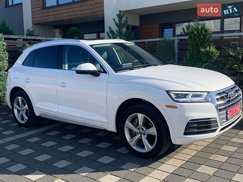 Внедорожник / Кроссовер Audi Q5 2020 в Стрые