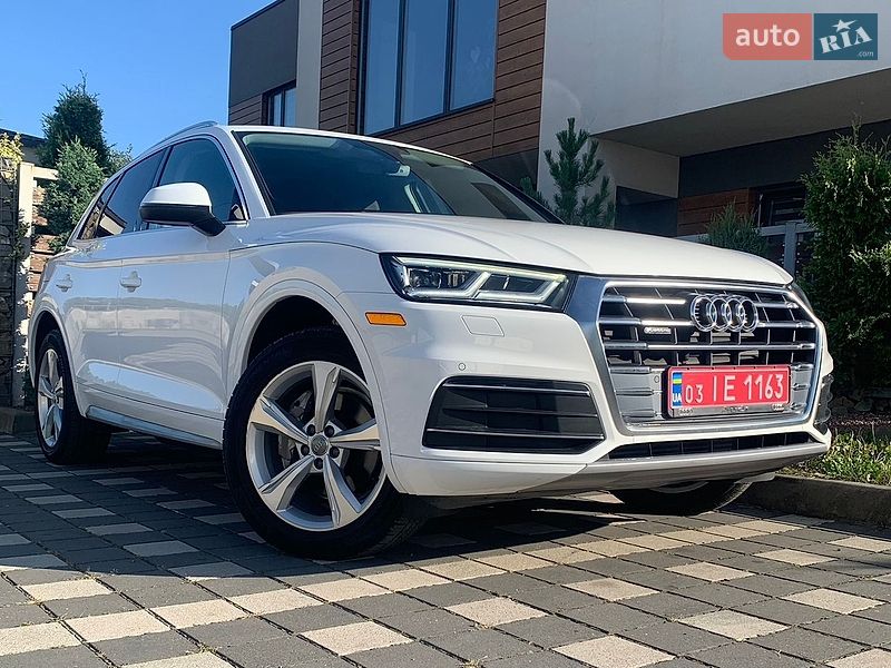 Внедорожник / Кроссовер Audi Q5 2020 в Стрые