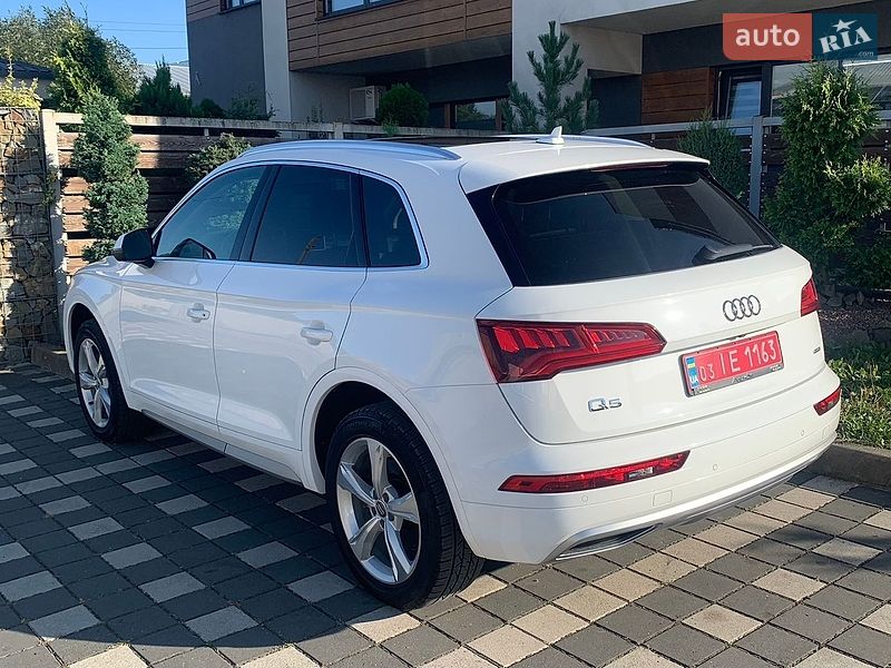 Внедорожник / Кроссовер Audi Q5 2020 в Стрые